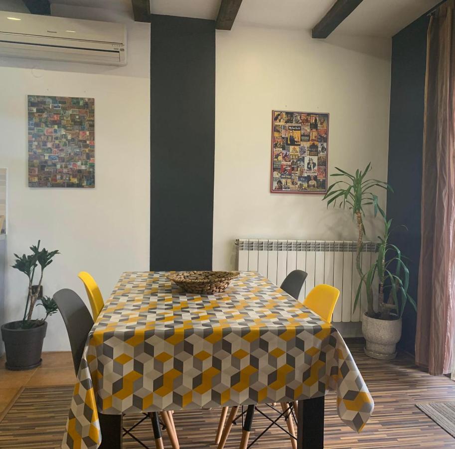 Trakia Street Apartment Plovdiv Eksteriør billede